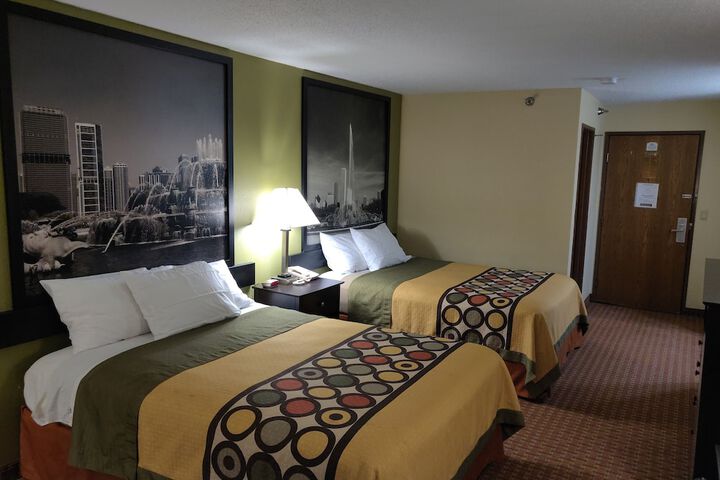 Room 53 of 73