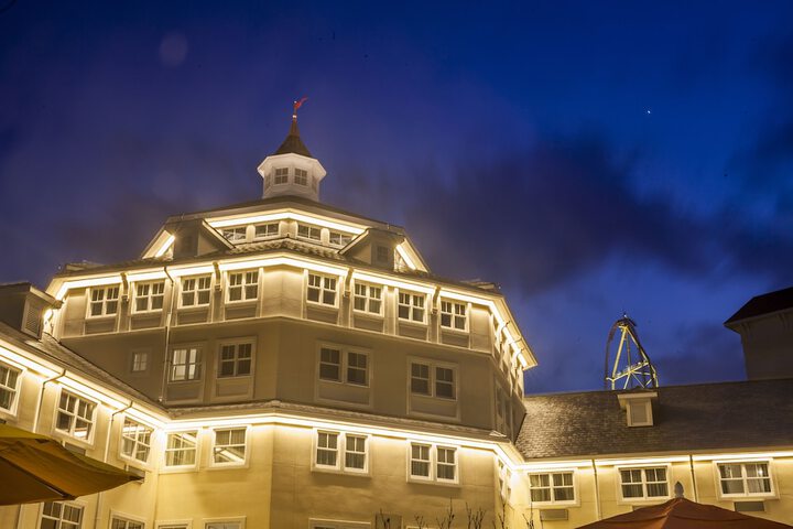 Cedar Points Hotel Breakers