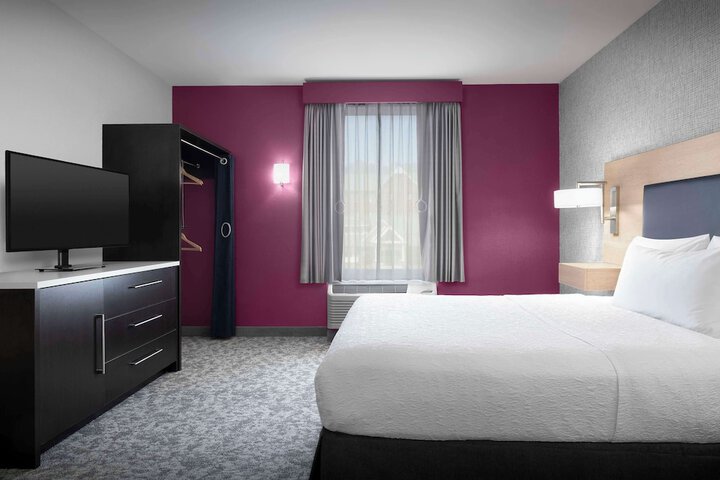 Room 17 of 31