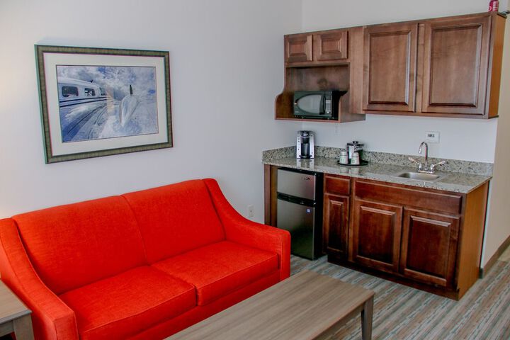 Holiday Inn & Suites Denver Tech Center-Centennial by IHG
