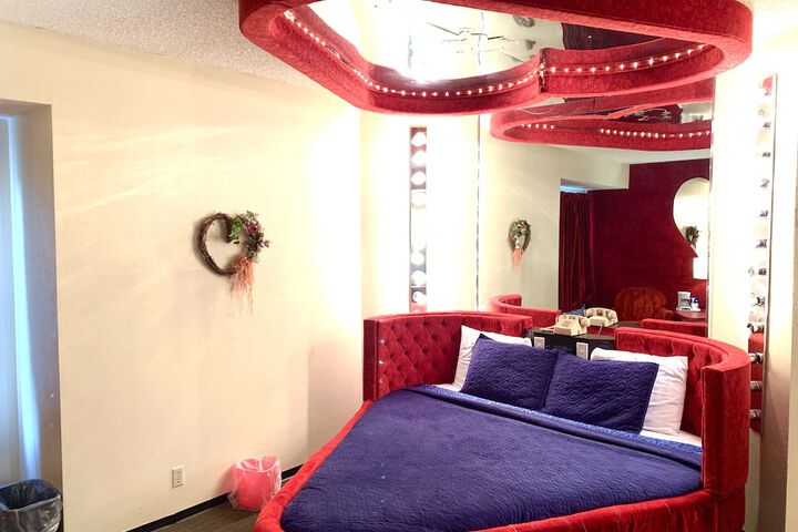 Room 139 of 334