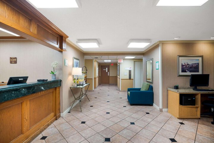 Hotel Interior 12 of 36