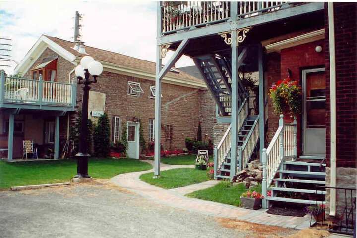 The Noble Suites