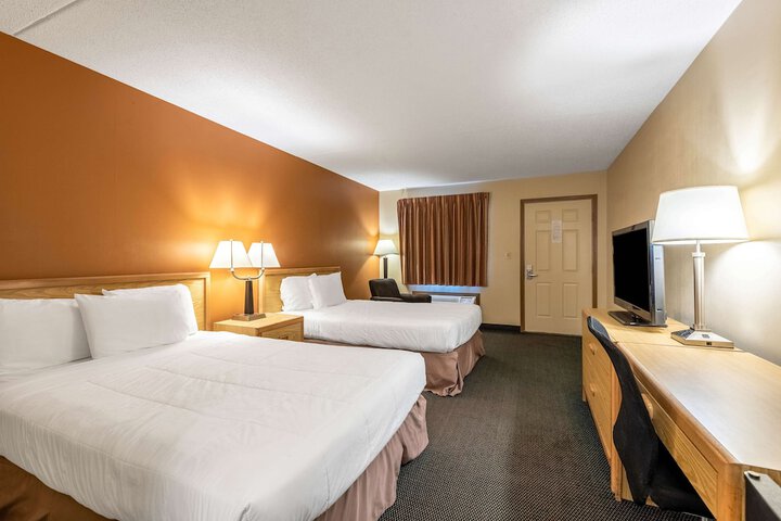 Room 14 of 37