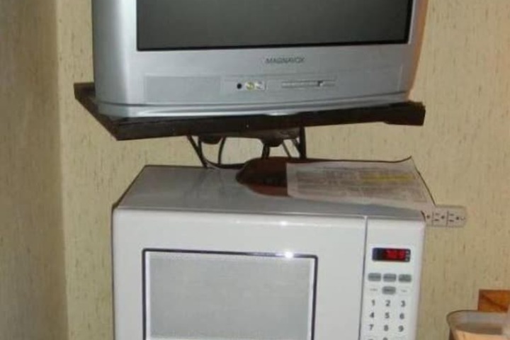 Room 15 of 28