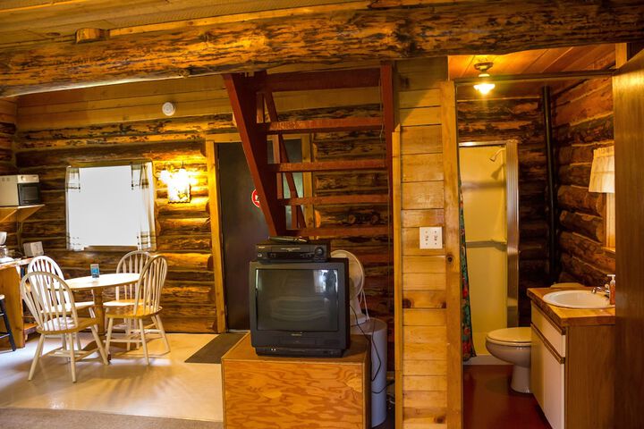 Midnight Sun Log Cabins