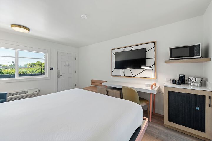 Room 17 of 20