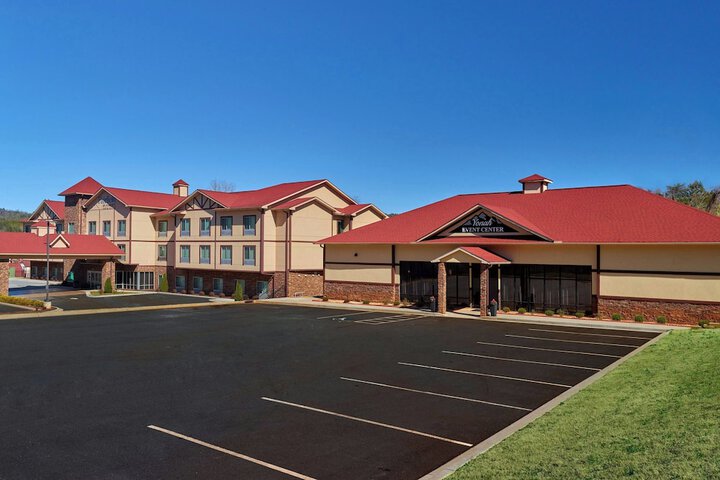 Fairfield Inn & Suites by Marriott Helen
