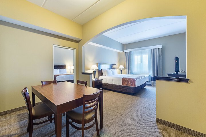Room 25 of 65
