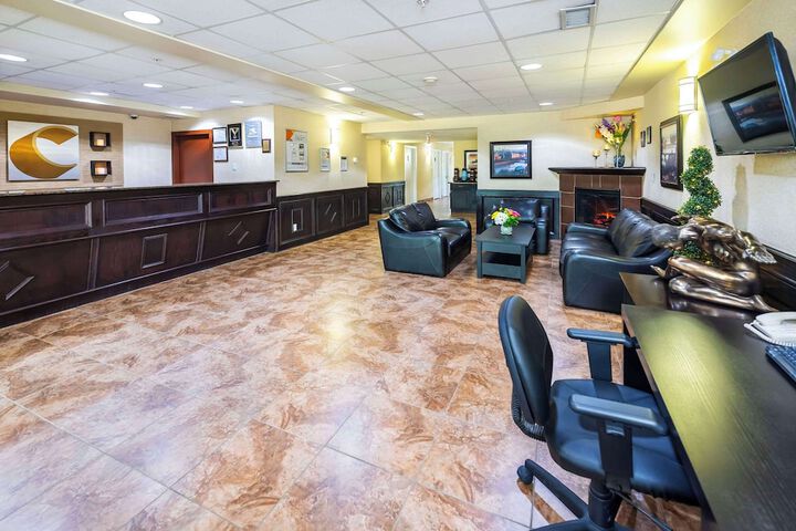 Comfort Inn & Suites Edson