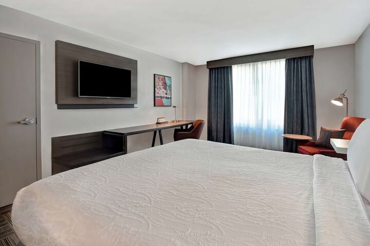 Room 18 of 60