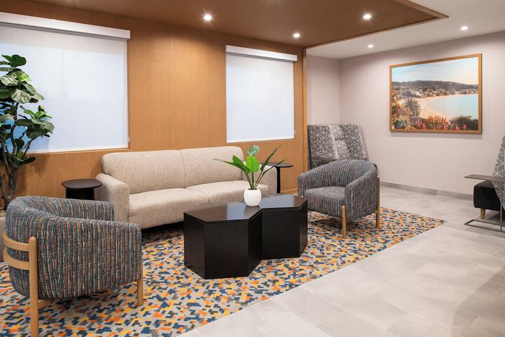 Hampton Inn by Hilton Costa Mesa Newport Beach