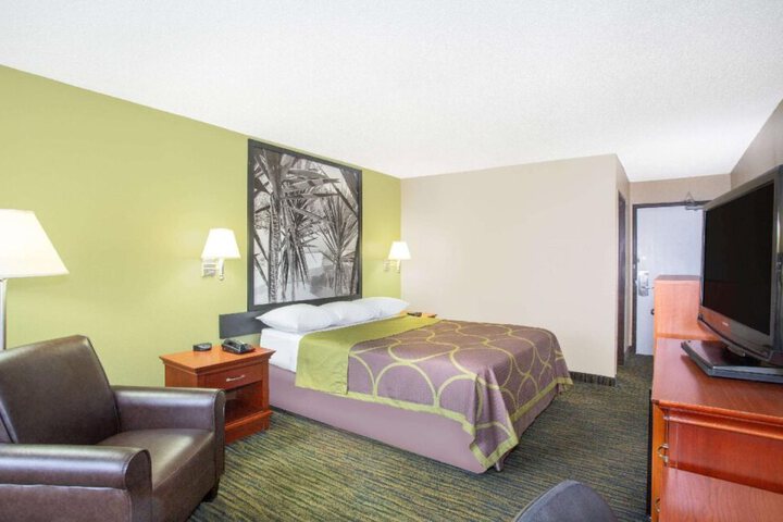 SUPER 8 BY WYNDHAM PANAMA CITY