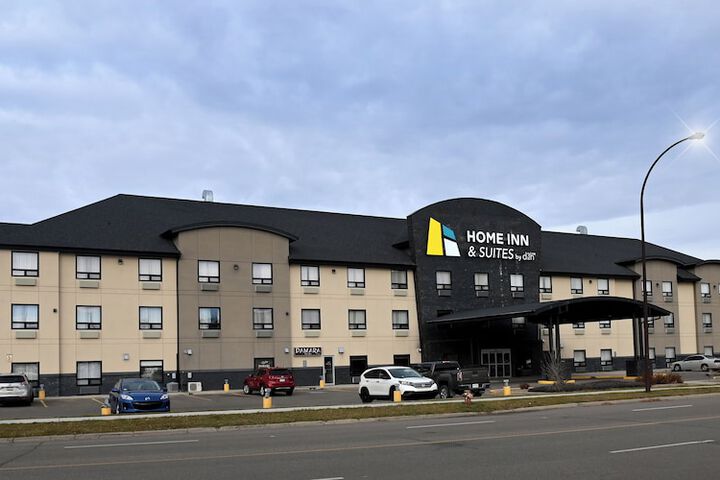 Home Inn & Suites Swift Current
