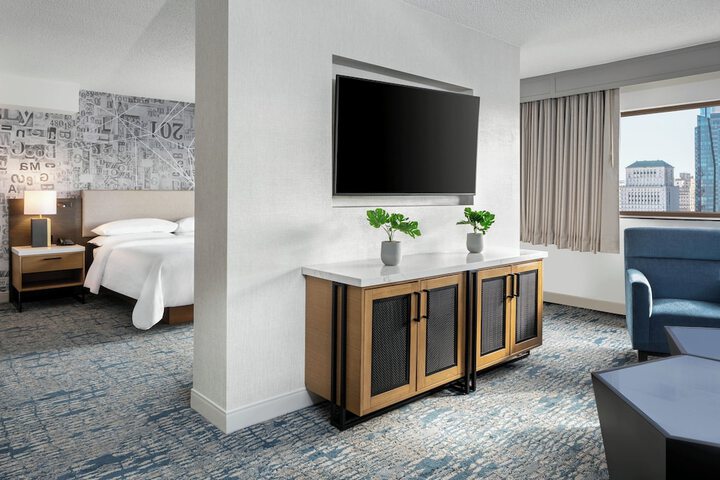 Room 43 of 67