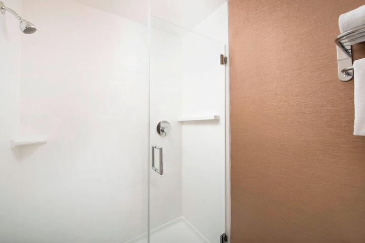 Room 20 of 27
