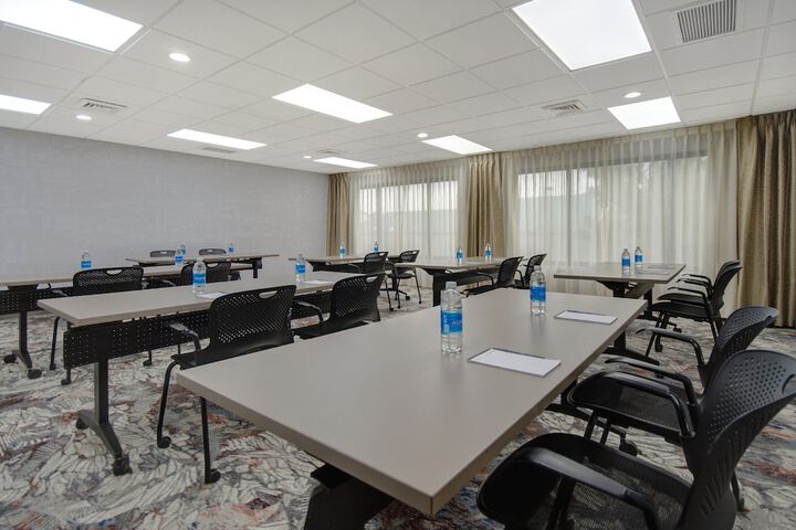 Crowne Plaza Auburn Hills by IHG