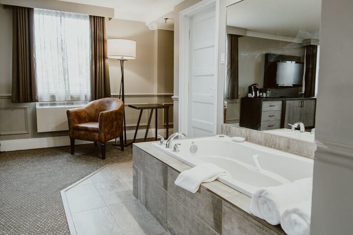 Crowne Plaza Fredericton-Lord Beaverbrook by IHG