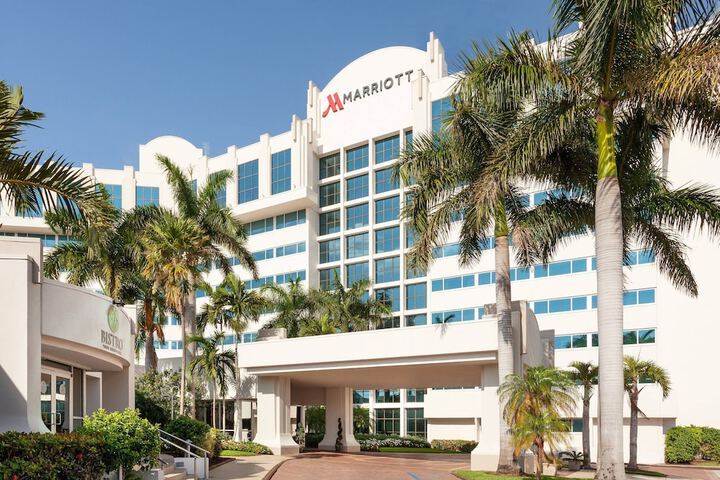 Hotel 2 of 104