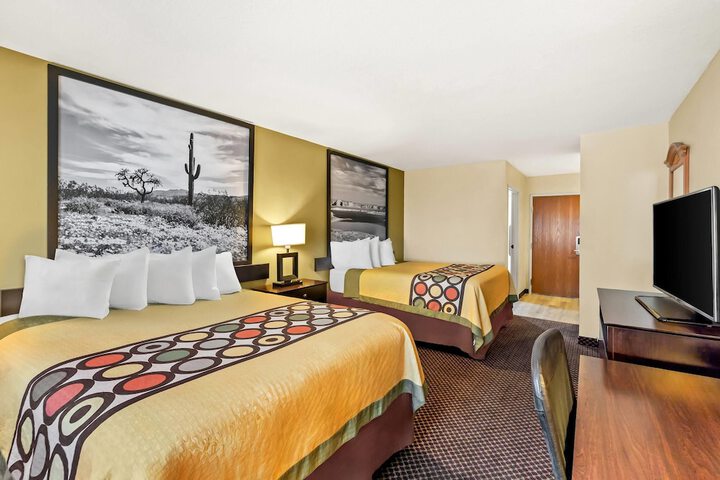 Super 8 by Wyndham Marana / Tucson Area
