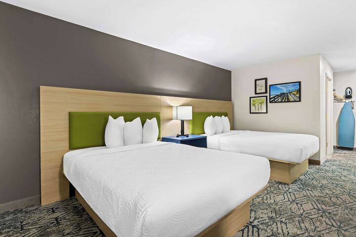 Country Inn & Suites by Radisson Savannah I-95 North, GA