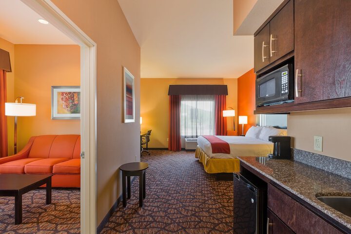 Room 20 of 34