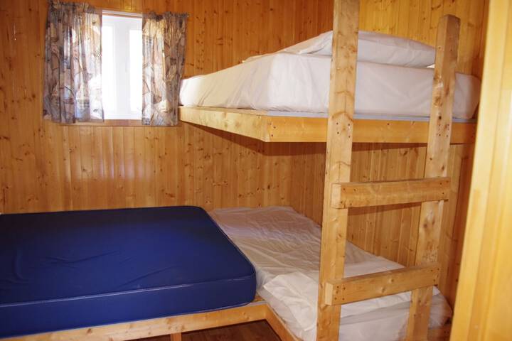 Room 32 of 55