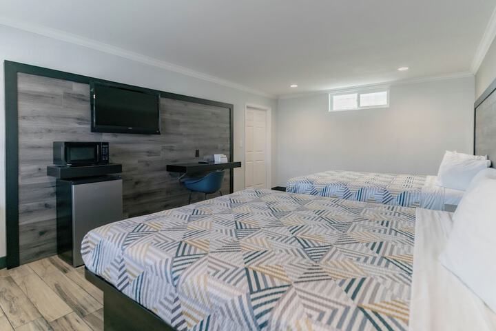 Room 14 of 21