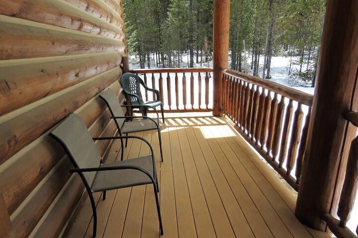 The Hideaway Lodge