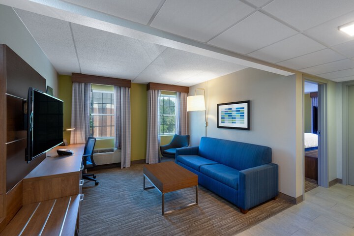 Room 26 of 49