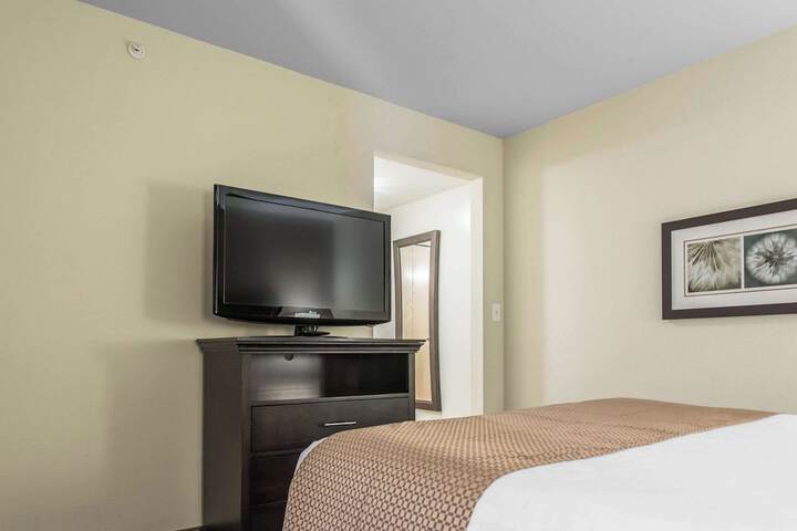 Room 13 of 31