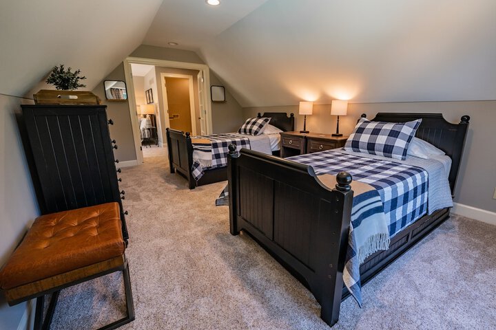 Room 38 of 113