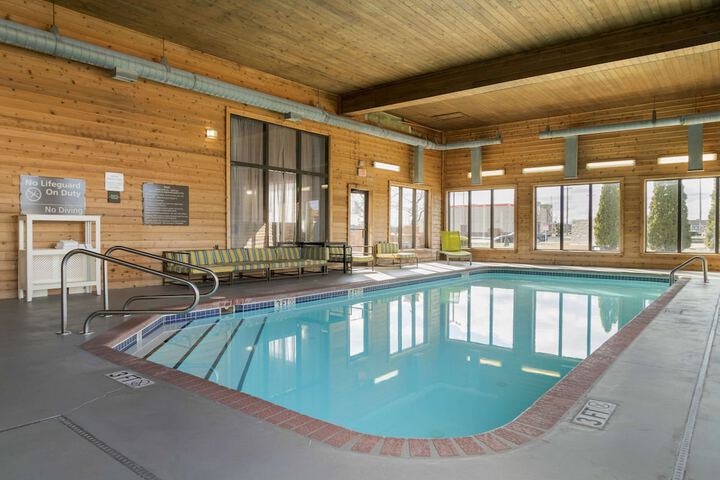 Comfort Inn & Suites Toledo North