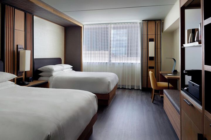 Room 12 of 89