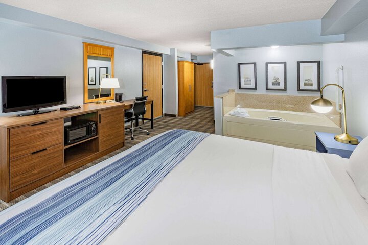 Room 49 of 111
