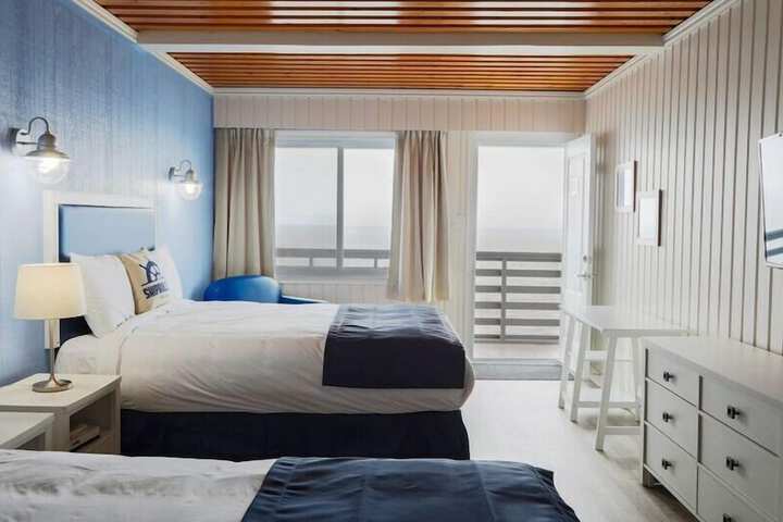 Room 27 of 51