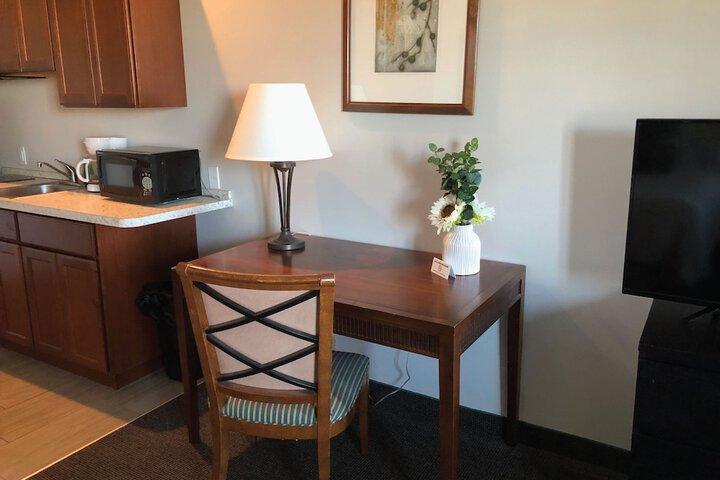 Room 50 of 84