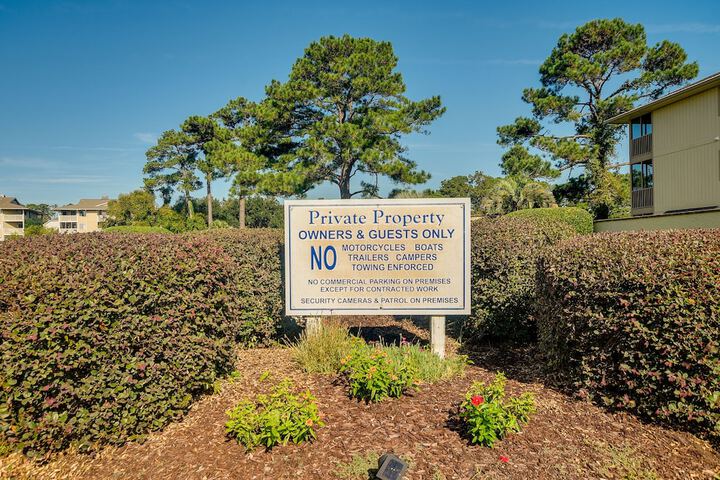 Little River Condo w / Pool Access - Near Beaches!