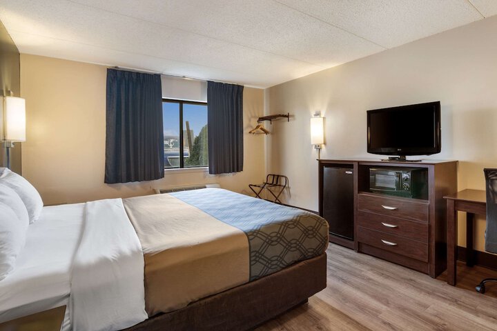 Room 26 of 48