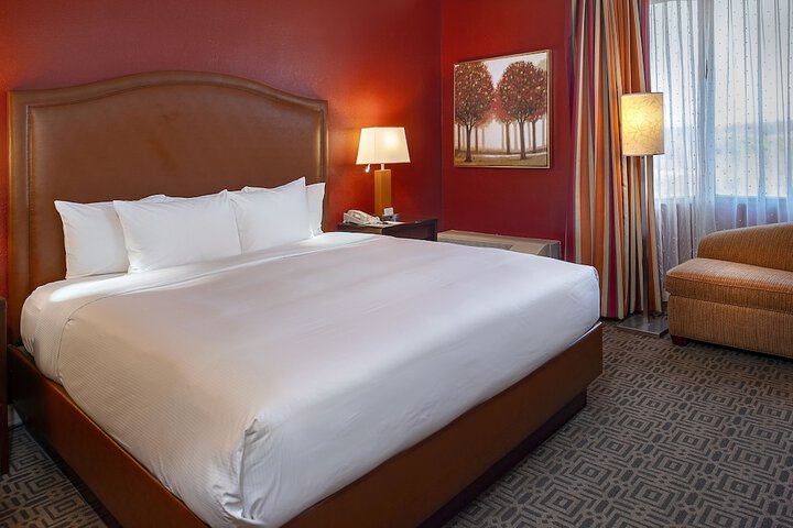 DoubleTree by Hilton Hotel St. Louis - Chesterfield