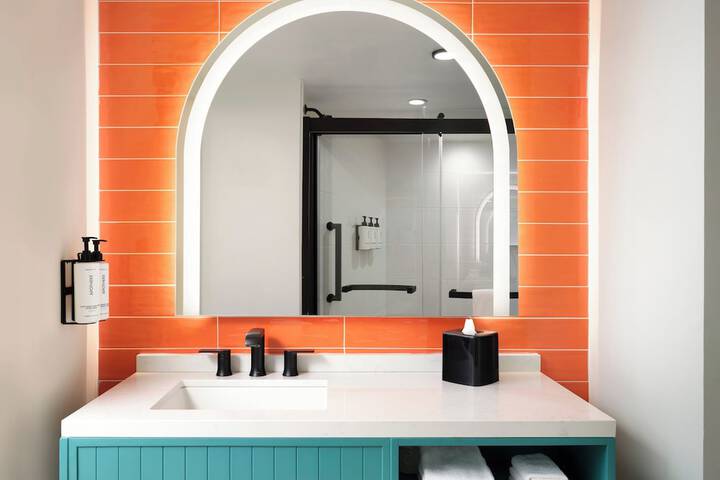 Holiday Inn Express Solana Beach-Del Mar by IHG