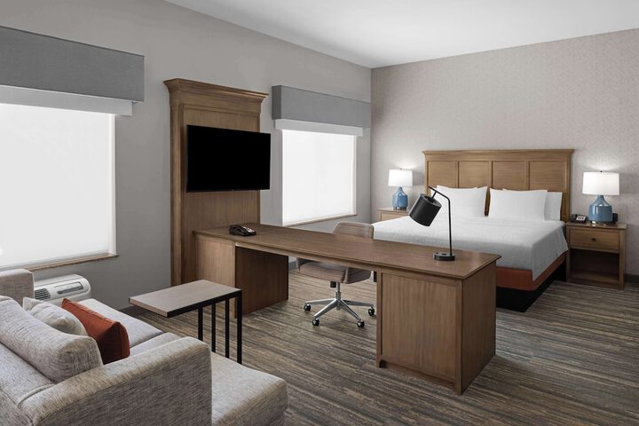 Room 17 of 35