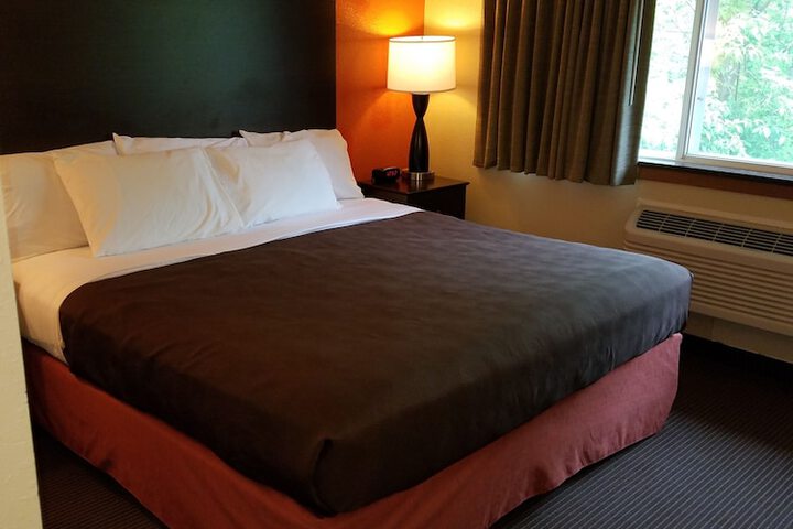 AmericInn by Wyndham Menomonie