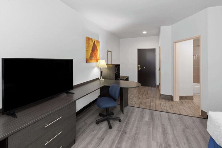 Room 17 of 52
