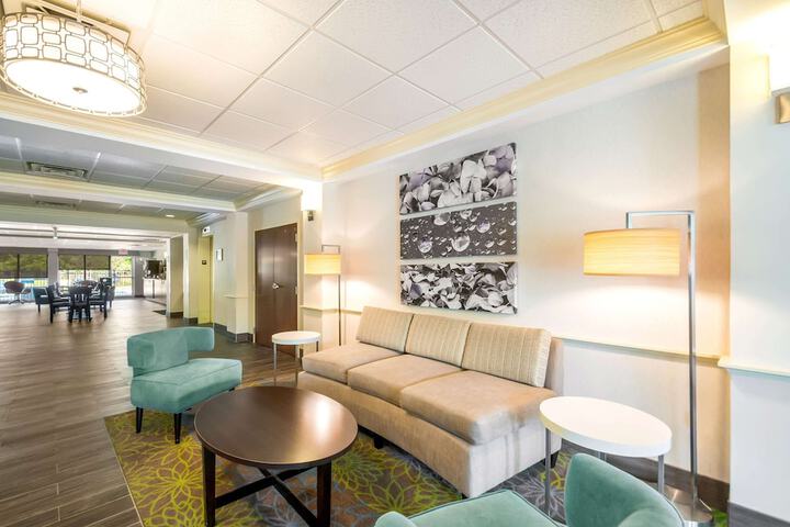 Hotel Interior 14 of 39