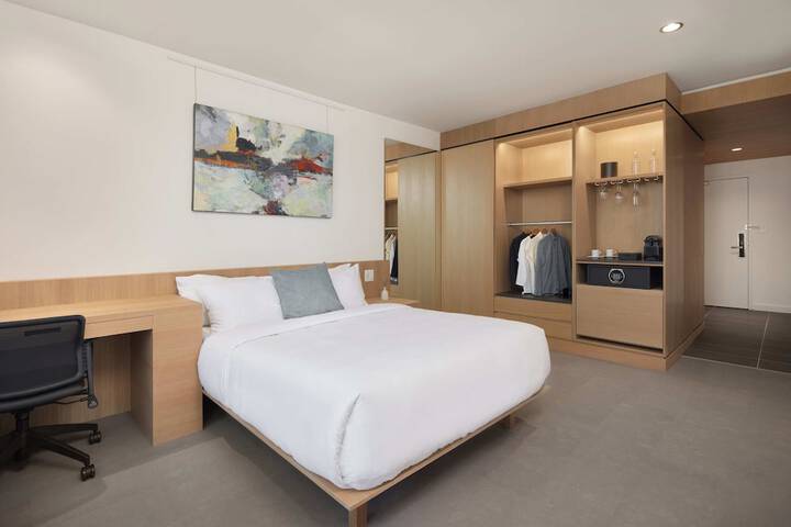 Room 21 of 55