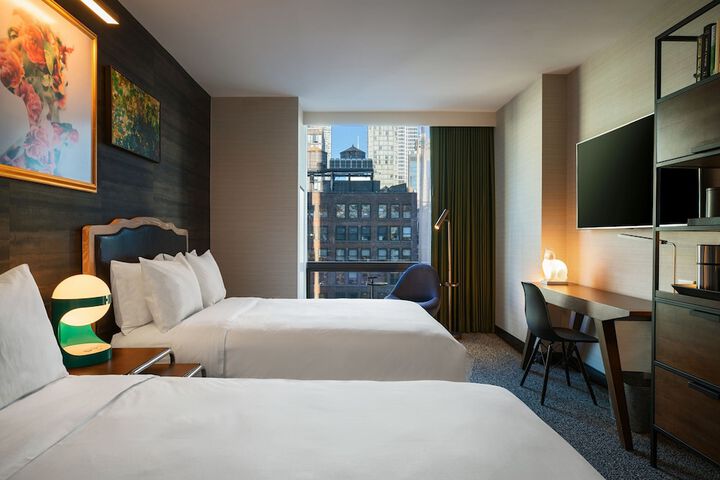 Room 42 of 54