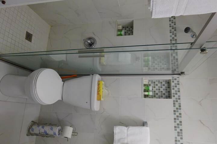 Room 70 of 141