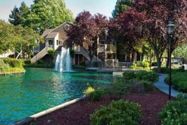 Global Luxury Suites in The Heart of San Ramon