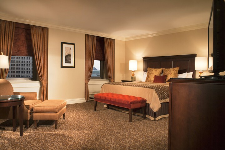 Room 28 of 134